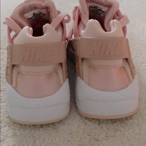 Huarache Run SE GS 'Storm Pink' - Picture 4 of 7